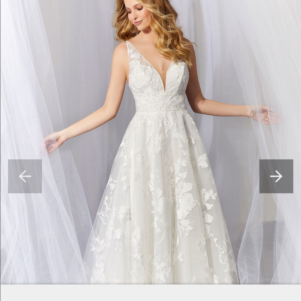 Never Worn - image 1